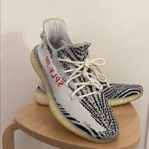 Yeezy Boost 350 Zebra